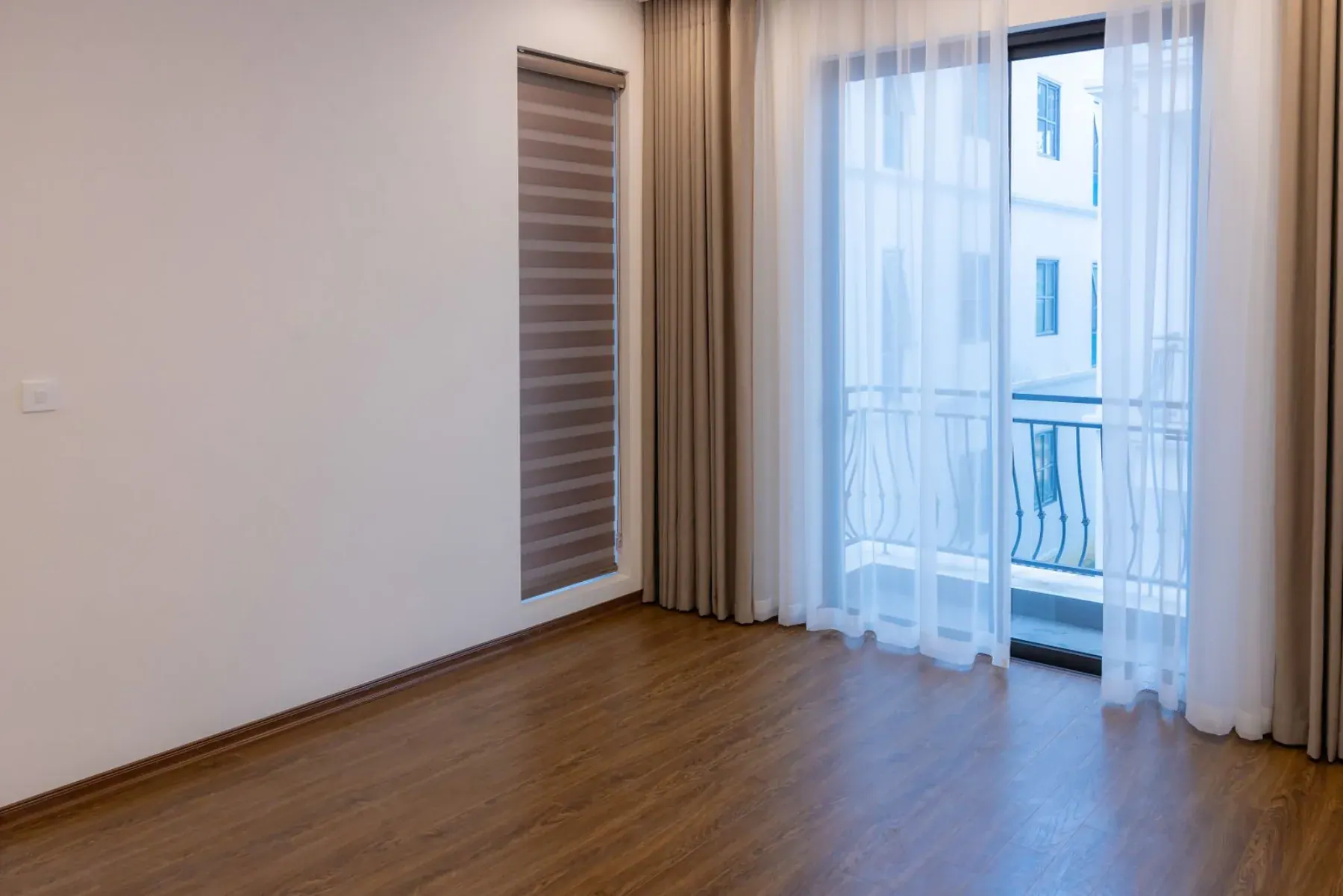 Bodenleger in Heilbronn Bodenleger in Heilbronn – fertig verlegter Holzboden im Wohnraum